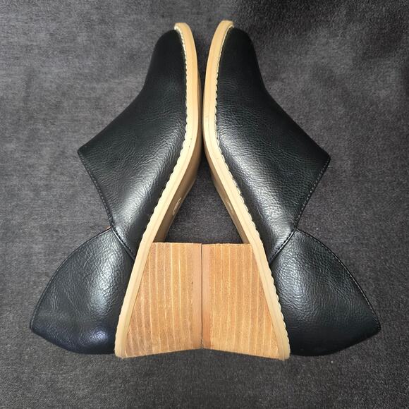 Cynthia Rowley Eddie Black Low Cut Ankle Bootie Faux Leather Chunky Heel Shoe - Picture 4 of 8